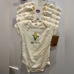 NWT 5 veggie puns organic baby onesies 3-6 months